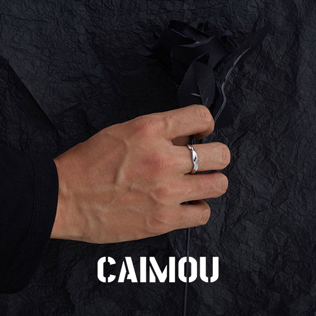 Möbius Ring