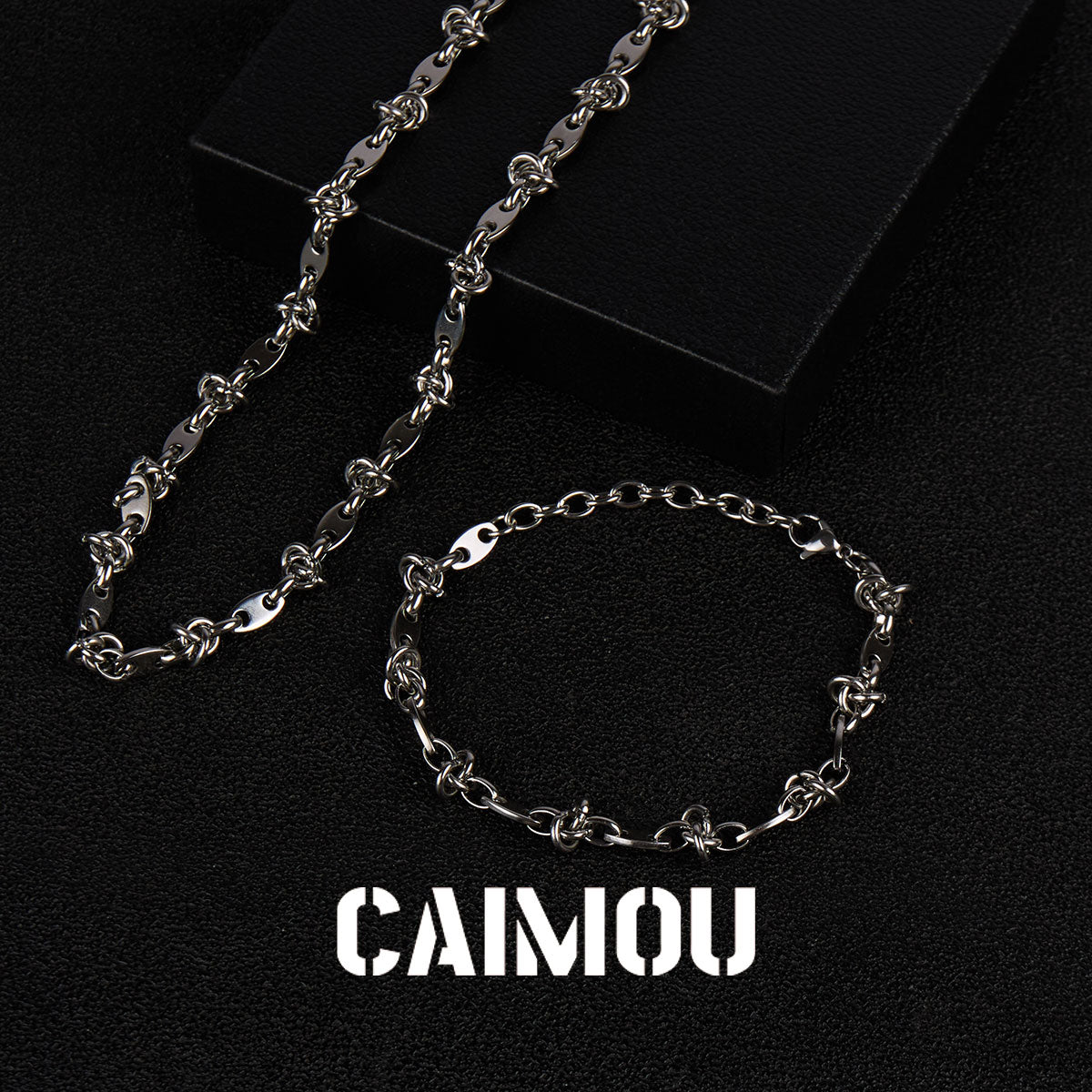Pig Nose Link Bracelet
