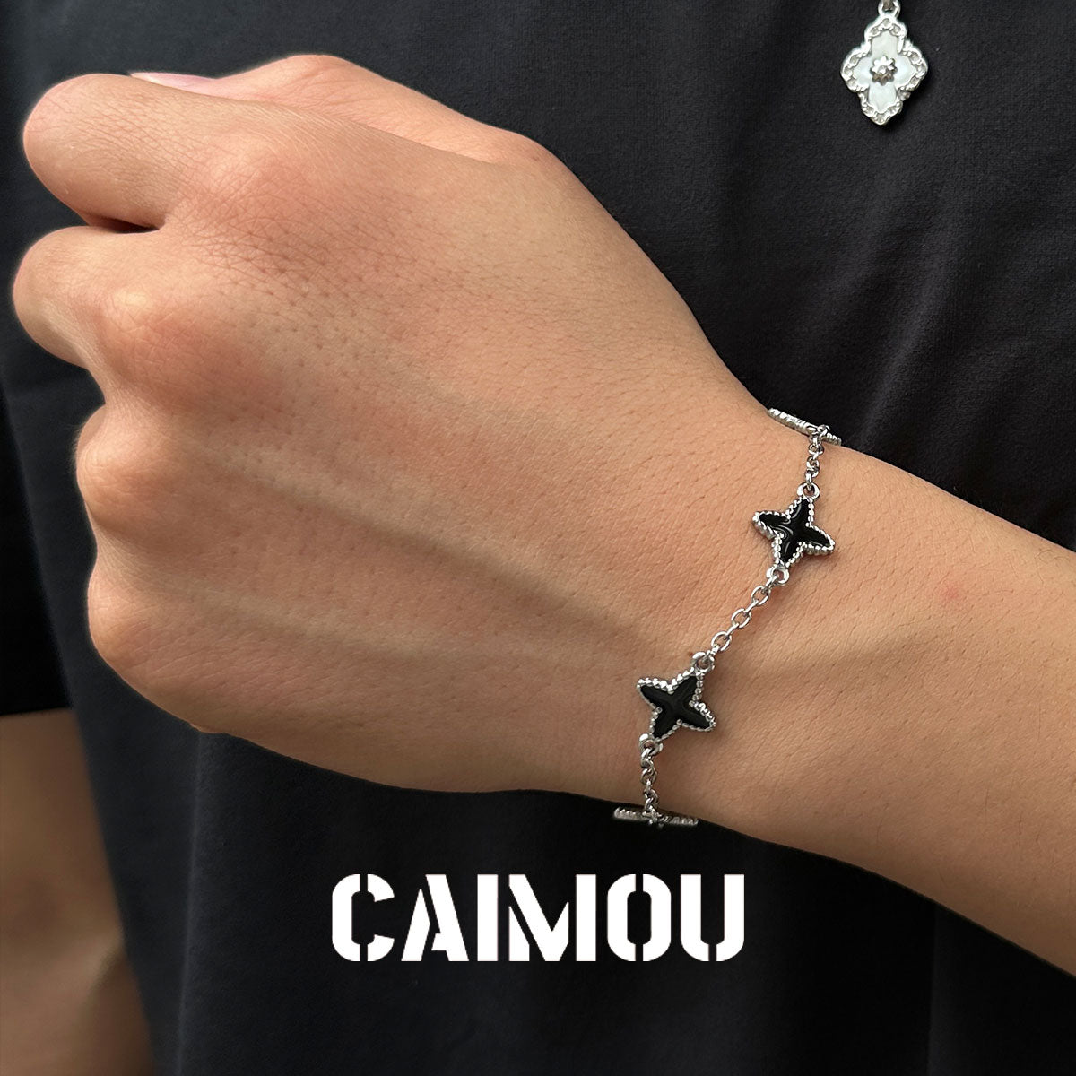 Four-Leaf Clover Thin Chain Bracelet