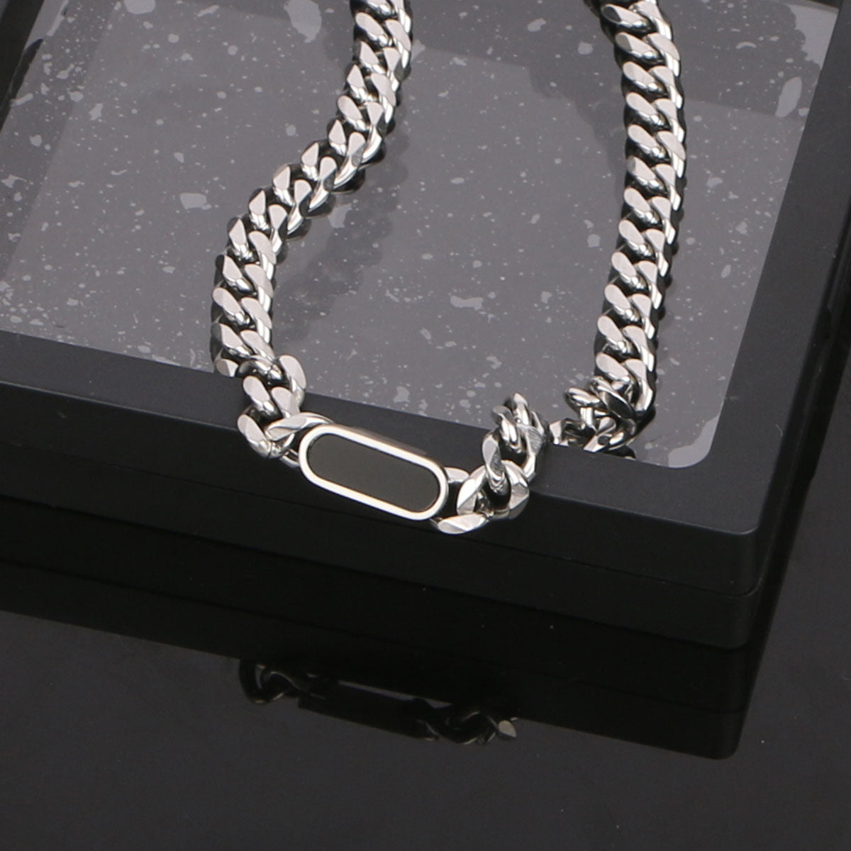 Geometric Black Tag Curb Necklace