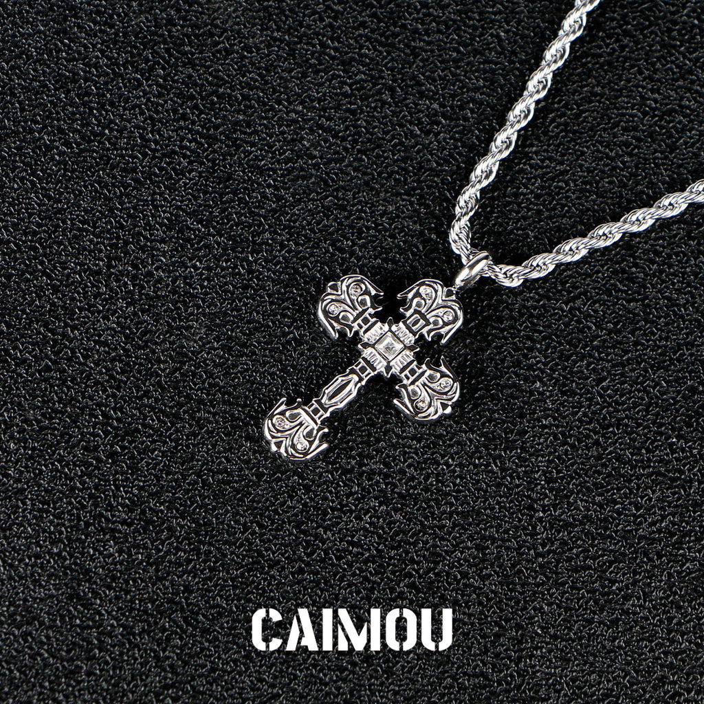 ✝️Textured Cross Necklace
