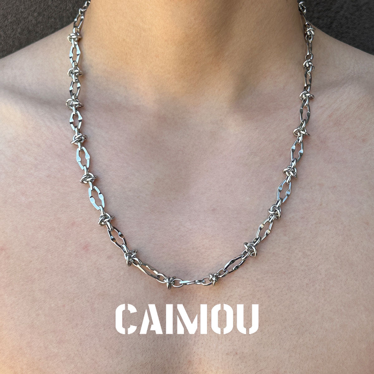 Hollow Star Knot Chain Necklace