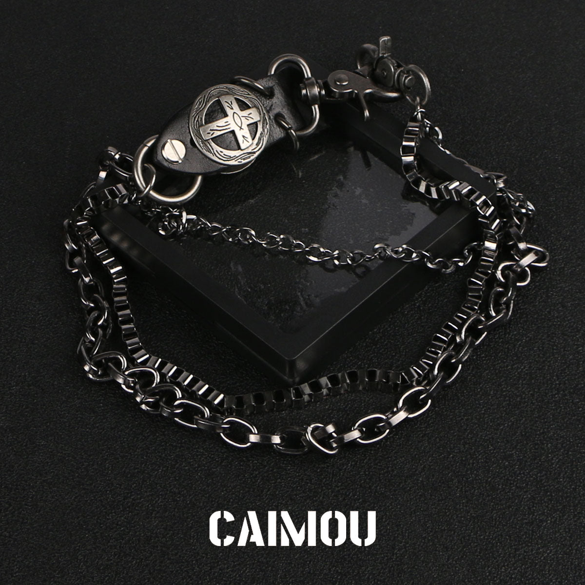 Cross-shaped multi-layered trouser chain