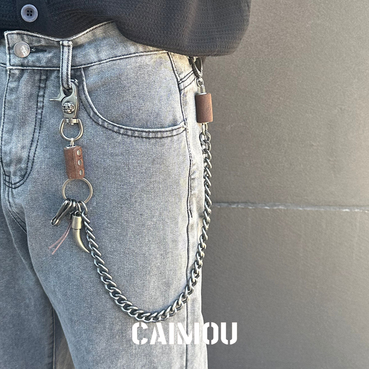 Tusk Pendant Single Layer Pants Chain